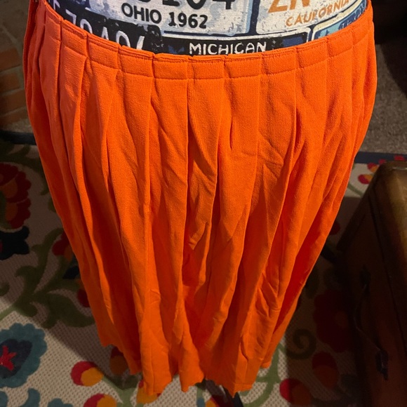 Tangerine 🍊 maxi skirt - Picture 7 of 10